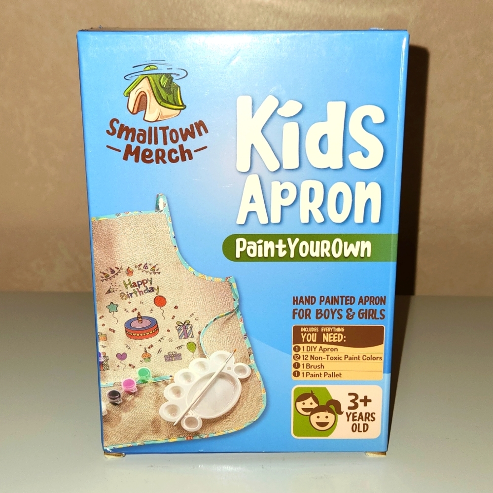 SmallTown Merch Kids Apron Paint your own DIY kit